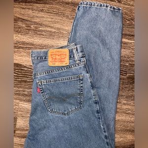 Levis 560 jeans